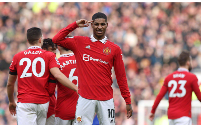 冠收入囊中 冠收入囊中